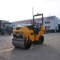 Compacteur combiné de 1500 kg avec tambour lisse vibrant et pneus pneumatiques
