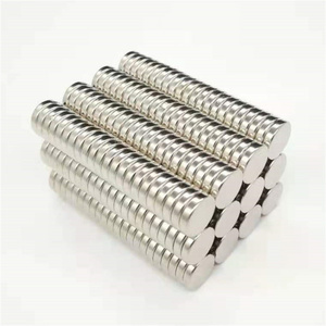 Lfygy N33-N52 NdFeB lớp neodymium nam châm đất hiếm mạnh mẽ đĩa 5% Khoan Dung cho tủ lạnh văn phòng bảng trắng thủ công tự làm - Product Image 5