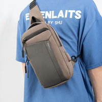 Bolso Bandolera Deportivo Impermeable con Logotipo Personalizado, para Auriculares, con Orificio para Auriculares, Unisex, con Cierre USB, Portátil