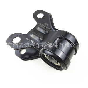 Clip de Sujeción Automotriz Nuevo y Aplicable para Ford Focus, Suspensión Inferior Derecha BM513A423AA, Izquierda BM513A424A, para Comercio Electrónico Transfronterizo - Product Image 3