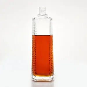 750ml Guala 최고 러시아 정신 럼 700ml 포장 장방형 사다리꼴 500ml 투명한 색깔 유일한 모양 보드카 병 부피