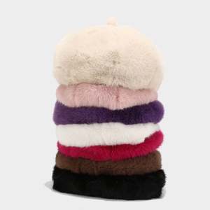 Nouveau Béret Uni pour Femme, Chapeau en Fourrure Tendance Automne Hiver, Chaud et Doux pour l'Extérieur - Product Image 2