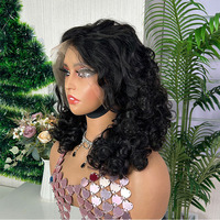 Perruque Lace Front 13*4 en Cheveux Humains Noirs 100% Non Traités, Ondulation Profonde, Volumineuse, 16 pouces