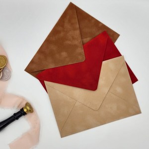 ซองจดหมายอะคริลิคฝาพับ A7ยูโรสำหรับงานแต่งงานซองกำมะหยี่สีแดงหรูหราประทับตราขี้ผึ้งสำหรับวันวาเลนไทน์ซองกำมะหยี่สีแดงด้านในสไตล์เพลง - Product Image 5