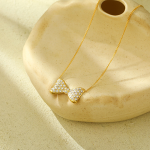 จี้รูปโบว์สแตนเลสสตีลสุดหรูหราทันสมัย สร้อยคออเนกประสงค์ที่มีเอกลักษณ์เฉพาะตัวสำหรับทุกโอกาส - Product Image 6