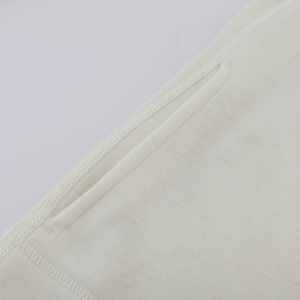 เสื้อแขนยาวผู้หญิงคอสูงสีทึบ - Product Image 5