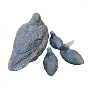 Escultura Decorativa de Pato Familiar para Jardín, Decoración de Jardín al Aire Libre, Estilo Simple, Acabado en Pátina Azul, Pato con Patitos - Product Image 1