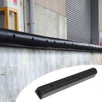 Pare-chocs en caoutchouc extrudé durable en forme de D pour remorques de camions Pare-chocs de quai durable à motif de bande EPDM pour baies de livraison d'équipement