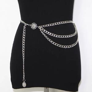 रानी पदक के साथ रेगल बहु-परत मिश्र धातु शरीर श्रृंखला, रानी पदक महिला बोल्ड स्टेटमेंट गहने थोक कस्टम ओएम - Product Image 1