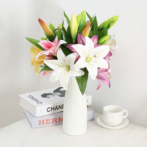 Couleur naturelle Artificielle Real Touch <span class=keywords><strong>Lys</strong></span> Haute Qualité Tiges Géantes 3D Fleur <span class=keywords><strong>Lys</strong></span> Résine Fleurs - Product Image 4