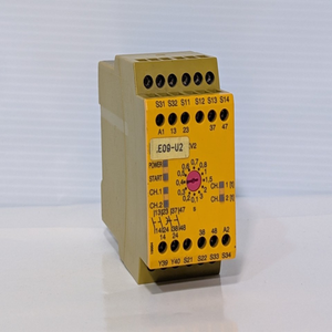 PLC Xv2 안전 릴레이, 3/24VDC 2N/O 2N/OT, 774502, 창고 산업 자동화 PLC 프로그래밍 컨트롤러 - Product Image 1
