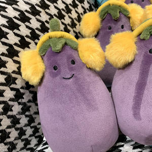 Peluche di Melanzana Britannica di Alta Qualità, Simpatico Giocattolo di Peluche a Forma di Verdura, Cuscino Comfort per Bambini - Product Image 5