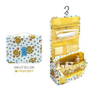 Bolsa de Aseo Amarilla con Diseño de Cara Sonriente, Organizador de Cosméticos Colgante, Bolsa de Almacenamiento de Viaje Rectangular Plegable con Gancho - Product Image 1