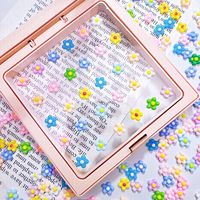 Meilleures ventes d'été : Breloques pour ongles en résine, motifs fleurs à cinq pétales colorées, dos plat, mélange de styles frais, minimalistes et Instagram, polyvalentes