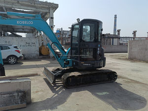 Excavateur d'occasion Kobelco Sk55 de 5 tonnes avec moteur Isuzu et composants du noyau de la pompe Original à vendre - Product Image 2