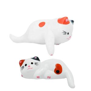 공장 가격 일본 스타일 고양이 소리 장식품 플라스틱 어항 장식물 고양이 애호가를 위한 물 튀는 장식 - Product Image 1