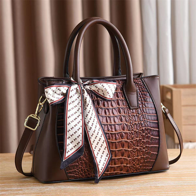 Leather Reselling Luxury Bags Ladies Top Quality Design Hot