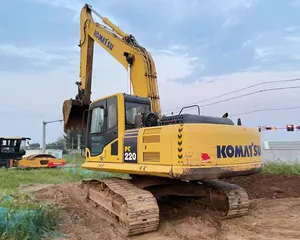 Usato macchina da costruzione Komatsu PC220-8 22 Ton cingolato escavatore media scavatrice per la vendita
