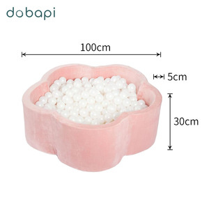 Piscine à balles en forme de fleur rose, piscine de jeu intérieure en peluche pour filles, jouet pour enfants de 90x30x5cm - Product Image 5