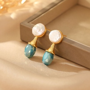 Pendientes de Botón Estilo Barroco Francés Retro con Incrustaciones de Cristal de Circonio, Elegantes, Novedad de Verano, Joyería de Cobre con Temperamento Suave - Product Image 5