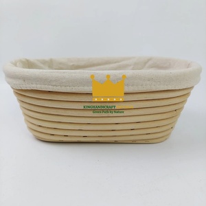 Cesta de fermentación de ratán hecha a mano para hornear pan de masa madre, Brotform ovalado redondo natural con forro de lino - Product Image 1