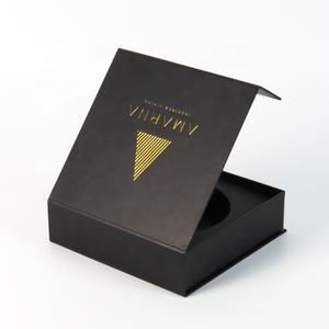 Caja de Regalo Magnética Ecológica de Cartón Negro con Logotipo Personalizado de Lujo, Estilo Circular, Materiales Reciclados, Embalaje Cosmético Laminado - Product Image 3