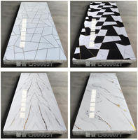 Panneau UV personnalisé géométrique marbre pierre haute brillance étanche à l'humidité miroir panneau pour salon hôtel auberge moderne PVC décoratif