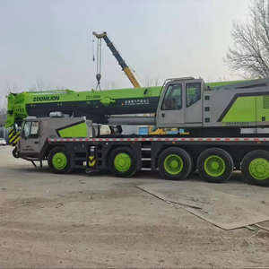 Envío a Bajo Precio, Grúa sobre Camión Usada ZOOMLION ZTC1300V de 130t, Bomba Hidráulica con Motor Yuchai, Altura de Elevación de 100m, para Construcción - Product Image 1