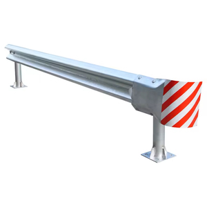 Prix au mètre de la barrière de sécurité en acier galvanisé ondulé de haute qualité, type W, pour la sécurité routière sur autoroute. - Product Image 1