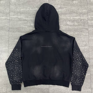 เสื้อฮู้ดดี้ผู้ชายผ้าฝ้ายเฟรนช์เทอร์รี่แบบกำหนดเอง หนัก 500gsm พิมพ์ลาย DTG ล้างสีแบบแอซิดฟอก แต่งลายปักแบบแอพพลิเค่ ประดับด้วยคริสตัล - Product Image 3