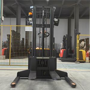 Precio barato 1500kg 2000kg 5,5 m Apilador eléctrico de patas ajustables a horcajadas - Product Image 4