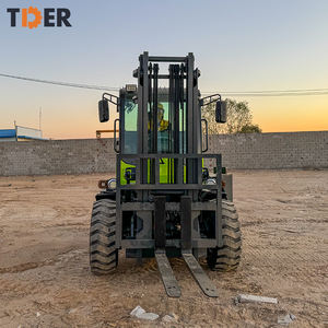 כונן ארבעה גלגלים מחוץ לכביש מלגזה האחורי המפרק 3 טון 3000 ק "ג 4WD כל השטח מלגזה שטח מלגזה - Product Image 3