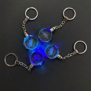Porte-clés en cristal lumineux à LED avec logo personnalisé, design glaçon, pour événements, souvenirs, célébrations d'anniversaire, avec piles incluses - Product Image 1