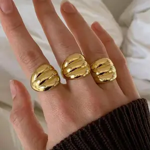 Anéis robustos de ouro liso 18k, joias grossas de aço inoxidável à prova d'água