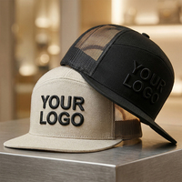 Gorra Trucker de 7 Paneles con Visera Plana y Logotipo Bordado en 3D, Gorra Snapback con Malla Trasera Personalizada para Marcas de Ropa Urbana y Tiendas Minoristas