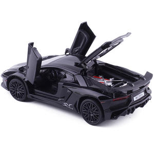 जियानुआन 1:32 लैम्बोर्गिनी एलp750 खिलौना कार मिश्र धातु ध्वनि और हल्के सिमुलेशन ने बच्चों के पुलिस कार शौक प्रदर्शन के मामले को वापस लिया - Product Image 6