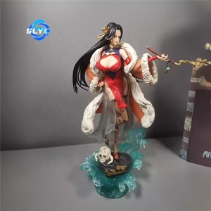 Statua Modello GK di Boa Hancock in Cheongsam Natalizio Stile Cinese con Pipa a Forma di Teschio, Figura da Collezione in Scatola per Esposizione Anime - Product Image 4