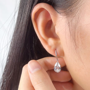 Pendientes de Diamantes en Forma de Pera de Oro Blanco de 9K MSE-840 de Messi Jewelry, Disponibles en Existencia - Product Image 6