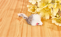 Haute qualité longue queue vraie fourrure de lapin chat souris jouet vente en gros, offre spéciale bruissement son fourrure de lapin Mini souris souris chat jouets