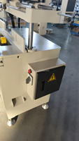 Máquina copiadora/fresadora de un solo cabezal para taladrar orificios de cerradura en manillas de ventanas y puertas de PVC
