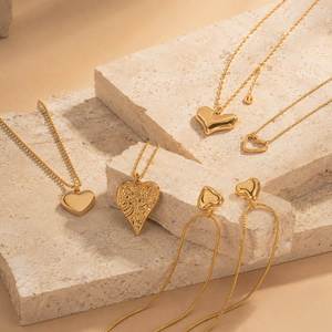Collier pendentif en acier inoxydable plaqué or 18 carats, anti-ternissement, en forme de cœur, plusieurs styles, pour femmes, vente en gros de bijoux fantaisie - Product Image 4