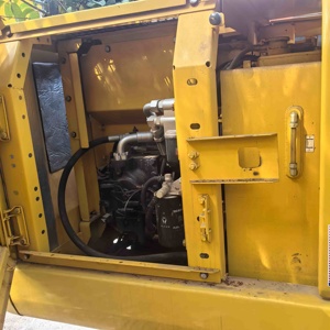 Excavadora Komatsu PC120 de 12 Toneladas, Equipo Pesado Usado, Maquinaria de Construcción - Product Image 6