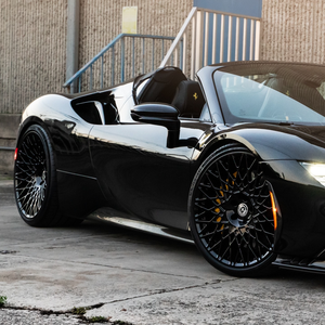 Vinilo Adhesivo para Automóviles ESIGN CRYSTAL GLOSS BLACK, Película de PVC Autoadhesiva con Efecto Piano, Cambia de Color, Protección UV, Antiarañazos, Rollo de Adhesivos - Product Image 1