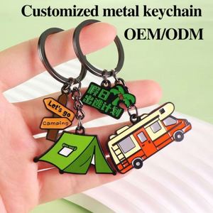 Llavero de metal personalizable con diseño de tienda de campaña de dibujos animados, pequeño colgante para autobús de viaje, RV, equipo de camping, ideal para vacaciones - Product Image 2