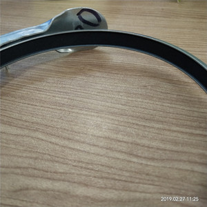 Abrazadera Galvanizada de Ajuste Rápido para Ductos de Borde Enrollado, Aplicada en Sistemas de Recolección de Polvo/Tuberías de Vacío - Product Image 3