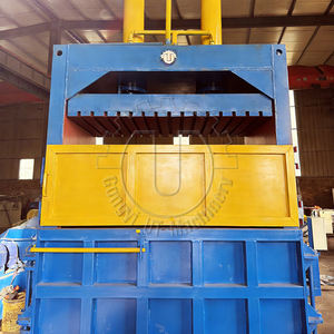 Presse à balles hydraulique verticale automatique UT Machinery Industrial 260T, haute sécurité, pour métaux de rebut et carton - Product Image 3