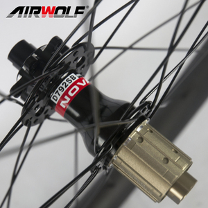 <span class=keywords><strong>27.5er</strong></span> Xe Đạp Leo Núi Bánh Xe 25 Mét Chiều Cao 35 Mét Chiều Rộng Carbon <span class=keywords><strong>Mtb</strong></span> Wheels 650B Novatec/Powerway Hub Carbon Wheelset - Product Image 5