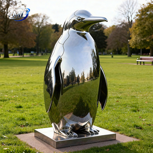 Grande sculpture d'extérieur en acier inoxydable en forme de pingouin, miroir 3D poli, pièce d'art personnalisable, couleur sur mesure, usage commercial, OEM - Product Image 2