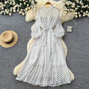 Nuevo Vestido de Mujer con Cuello Alto y Volantes de Encaje con Estampado de Puntos, Estilo Casual Maxi para Primavera - Product Image 6