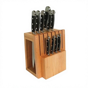 Bloc à couteaux en bois pour le rangement des couteaux de cuisine, anti-moisissure, durable, écologique, fabriqué par un fabricant vietnamien - Product Image 1